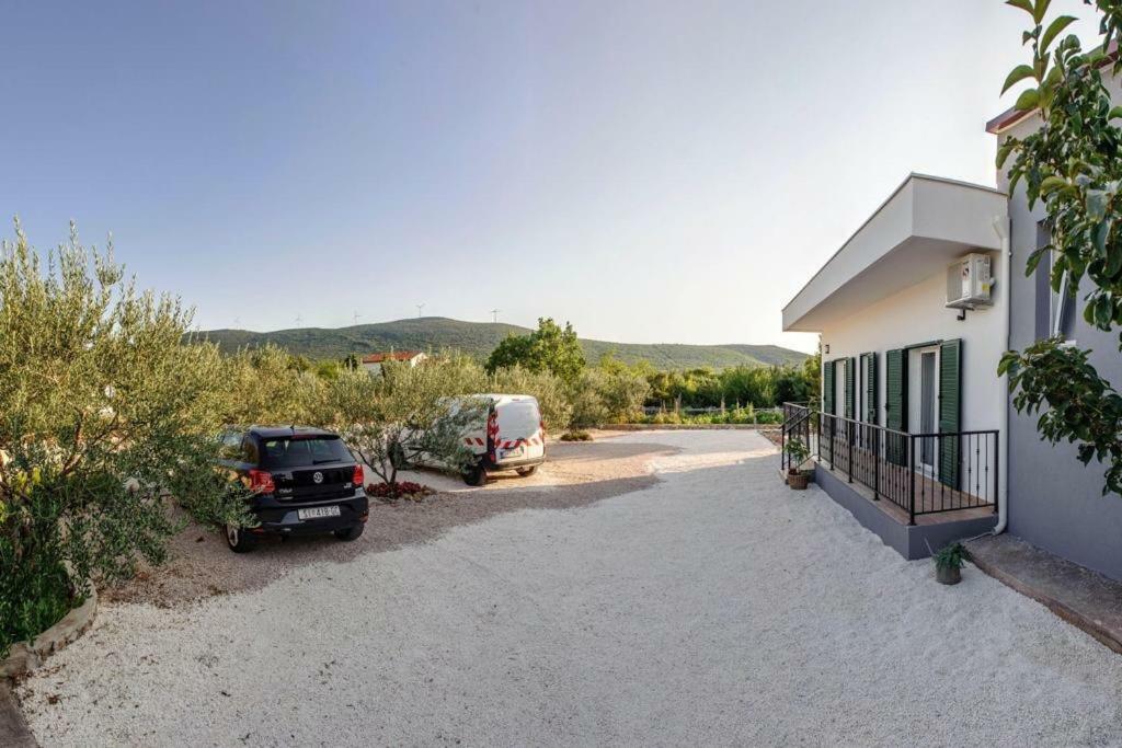 Kalauz Rooms Lozovac Εξωτερικό φωτογραφία