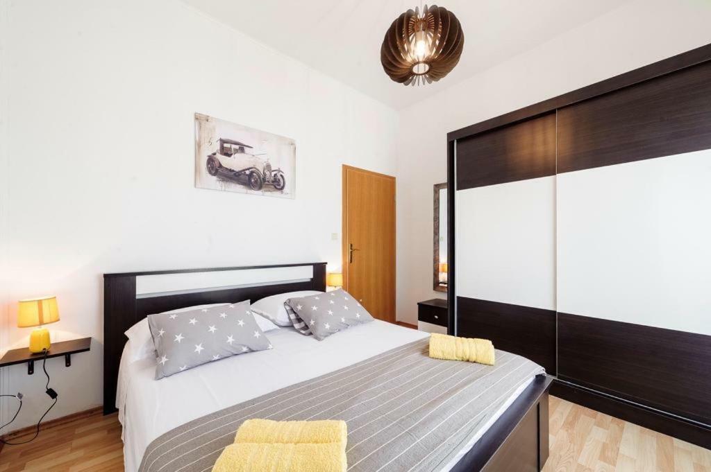 Kalauz Rooms Lozovac Εξωτερικό φωτογραφία